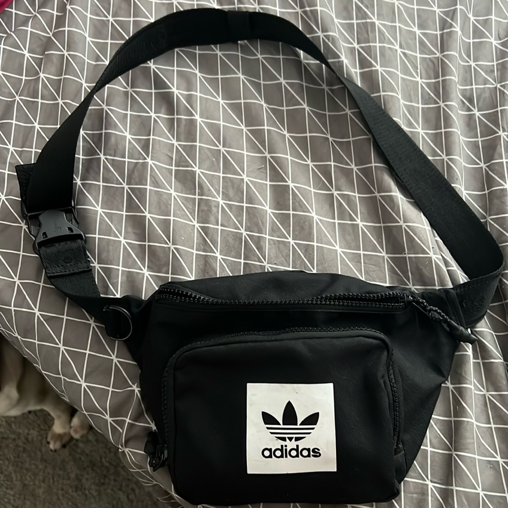 Adidas pouch